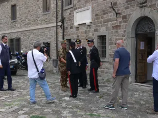 Saluto Generale ai Carabinieri 
